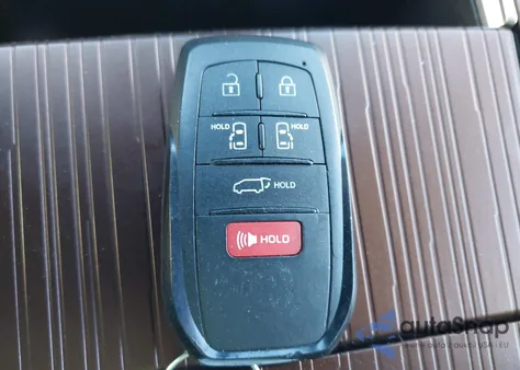 2022 Toyota Sienna Xle z USA, uszkodzony, nr VIN 5TDYRKECXNS129603